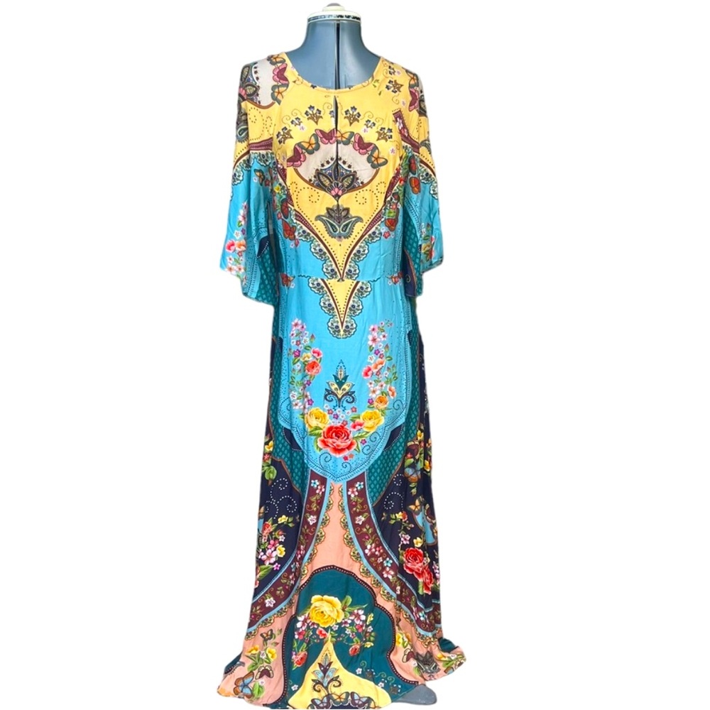 Farm Rio “Anthropology” maxi dress! Bell sleeves, butterfly print-SZ-SM